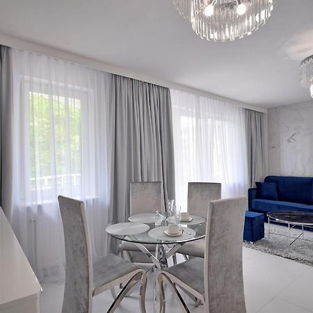 Crystal Apartament 80M Od Plazy, Przy Latarni Morskiej Kolobrzeg Exterior photo