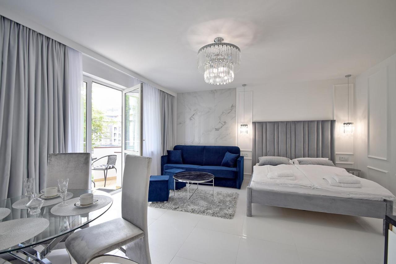 Crystal Apartament 80M Od Plazy, Przy Latarni Morskiej Kolobrzeg Exterior photo