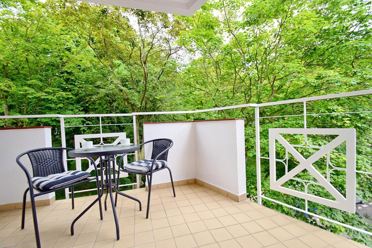 Crystal Apartament 80M Od Plazy, Przy Latarni Morskiej Kolobrzeg Exterior photo
